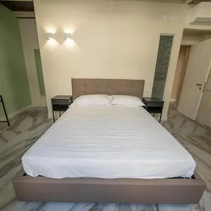 Bed & Breakfast Ventaglieri 74 By Dimorra, Naples