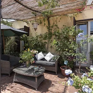 Bed & Breakfast Terrazza Duomo, Naples