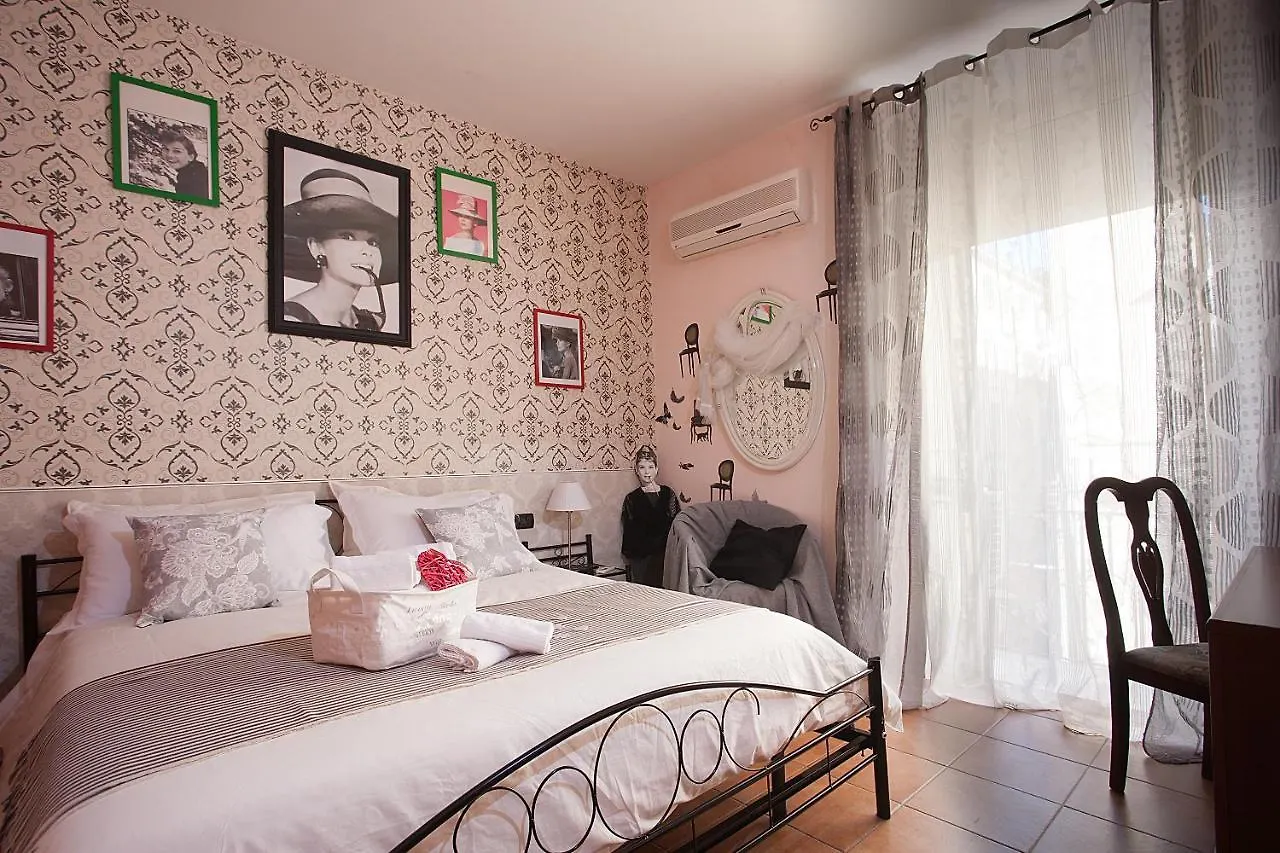 Hotel Cineholiday Νάπολη